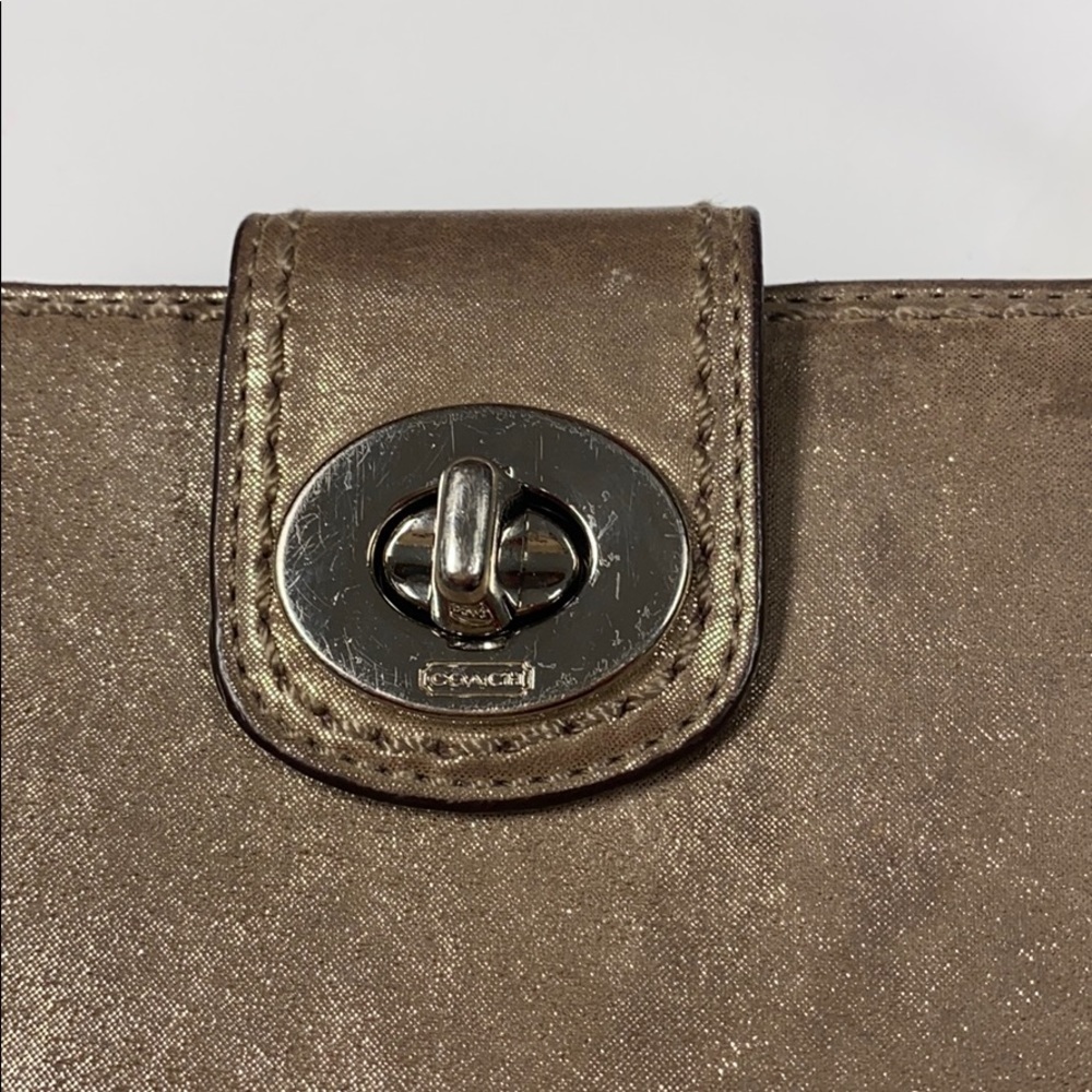 Coach Metallic Gold Leather Turnlock Clutch Wallet - Picture 4 of 15